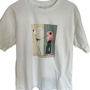 NWOT. Uniqlo UT Spy x Family Bond & Anya Graphic shirt